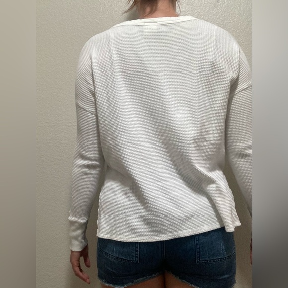 Aerie Offline Waffle Knit Split Hem Long Sleeve Tee Size Medium - Picture 5 of 10